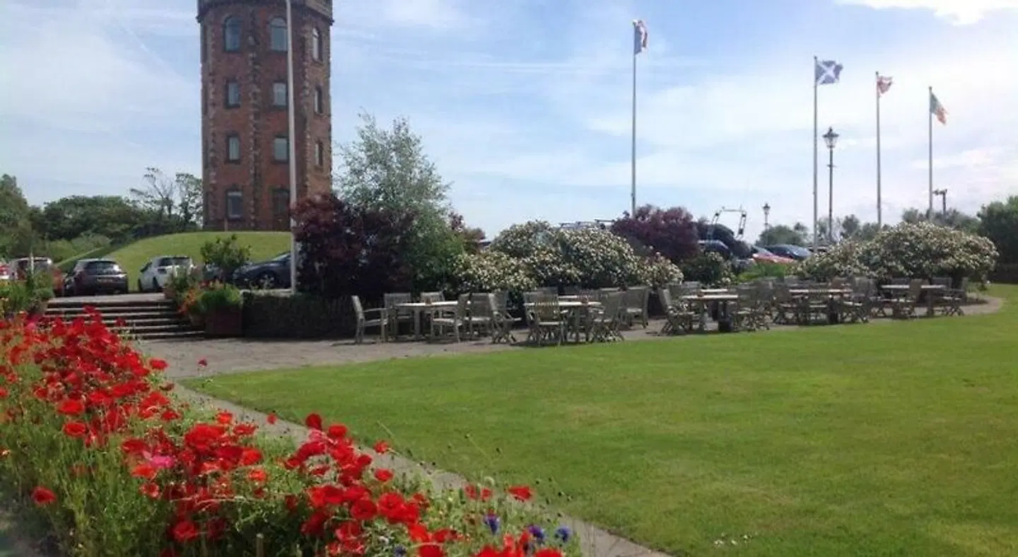 Towers Hotel & Spa Garten