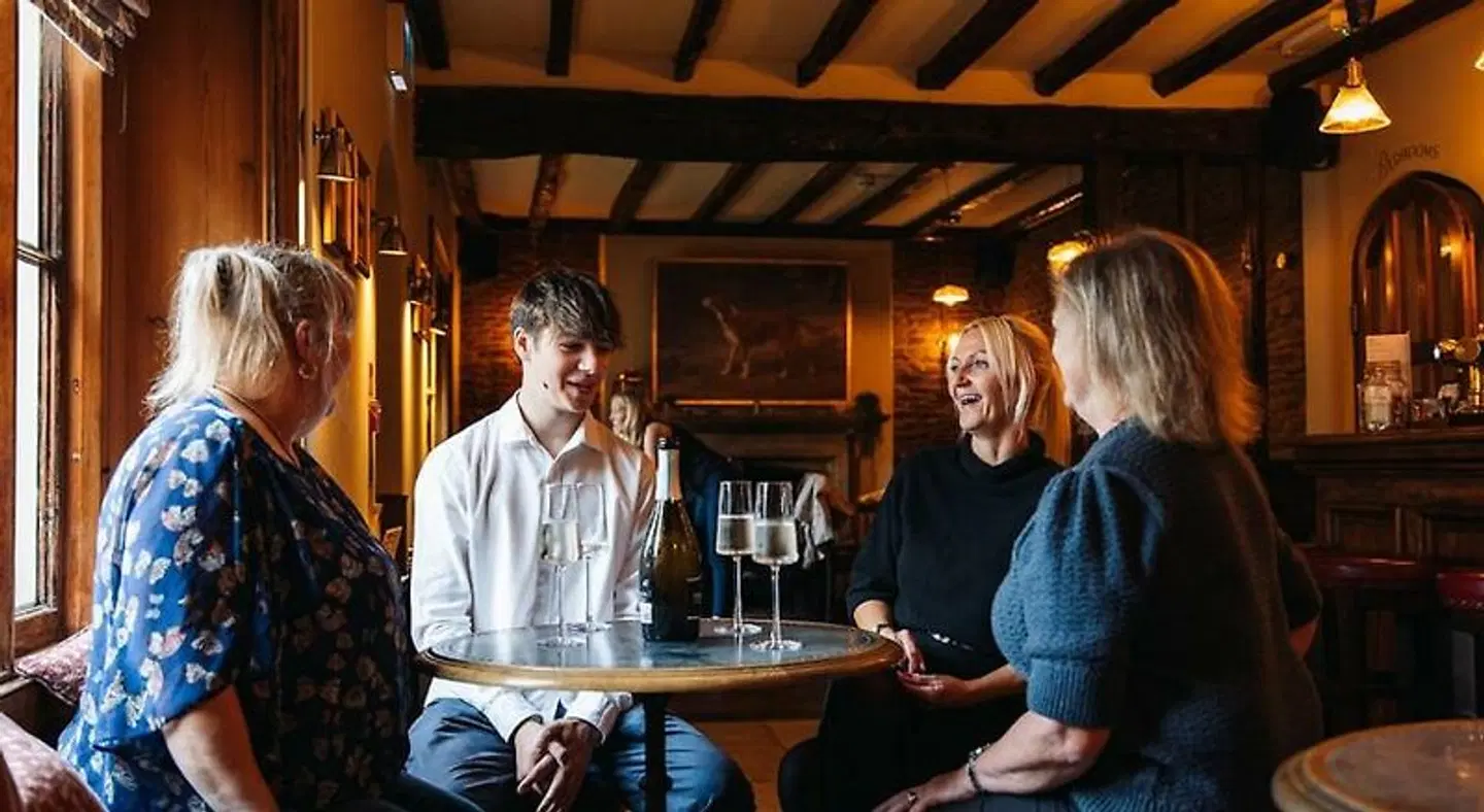 Eliot Arms PEOPLE