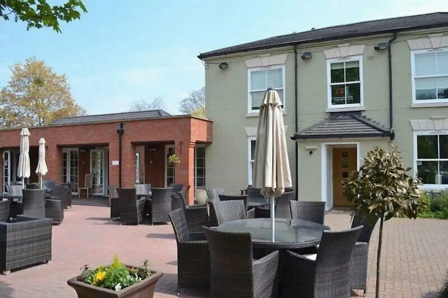 The Dewdrop Inn Terrasse