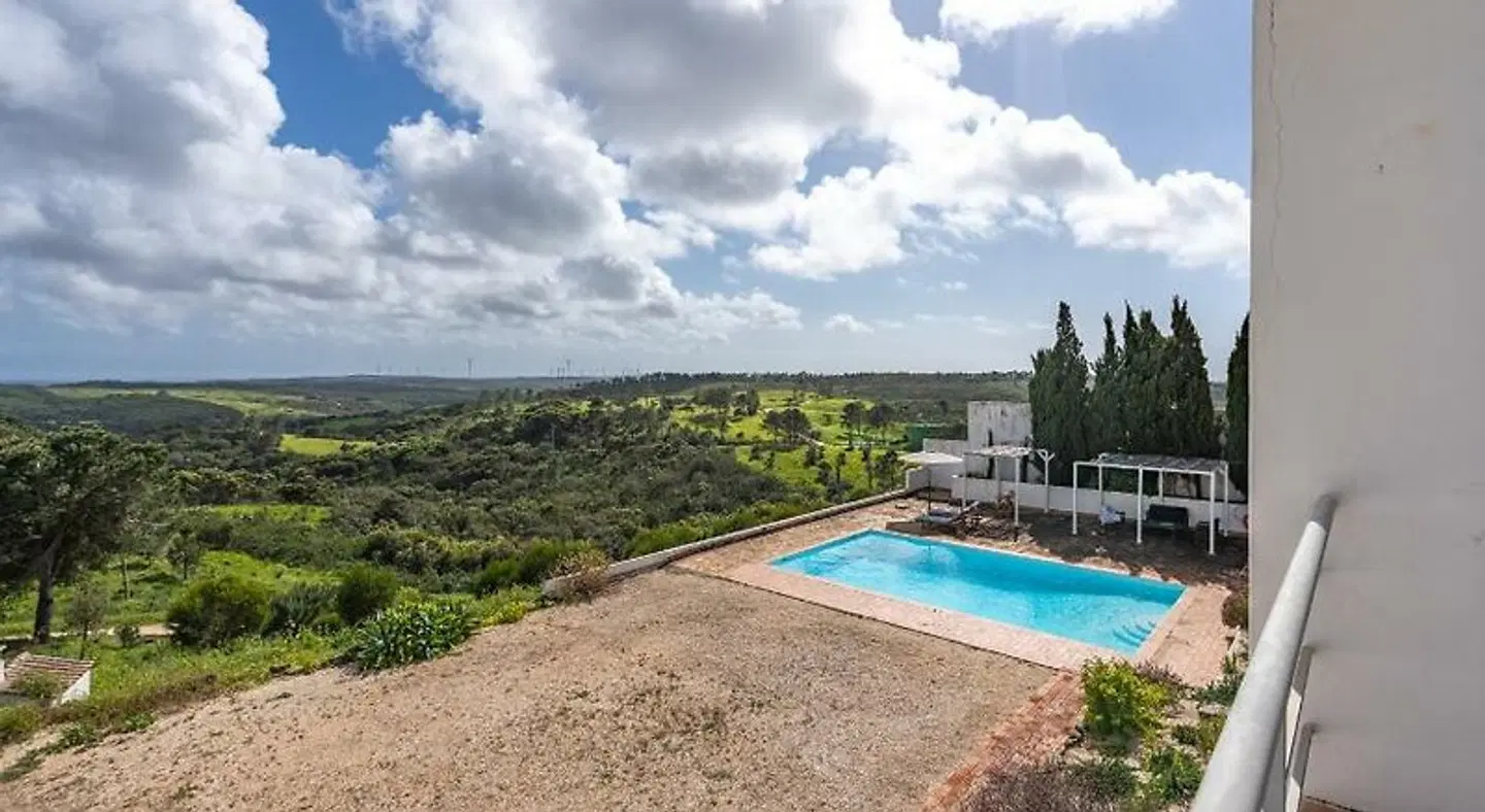 Alto da Lua OUTDOOR_POOL