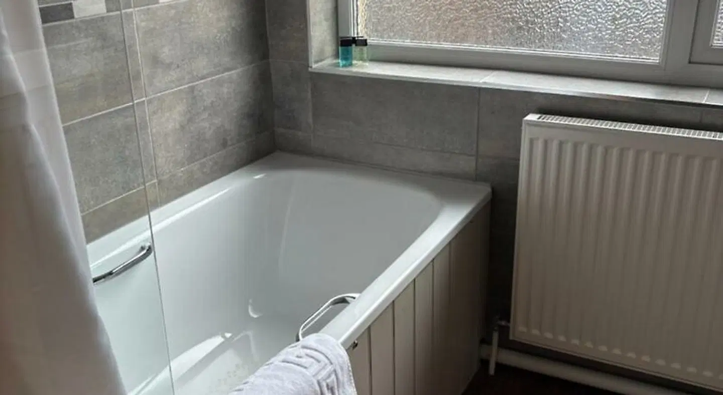 St. Davids Cross Hotel Badezimmer