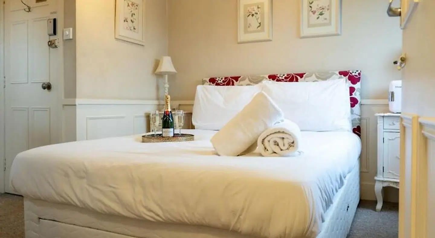 Cransley B&B ROOM_EXAMPLE