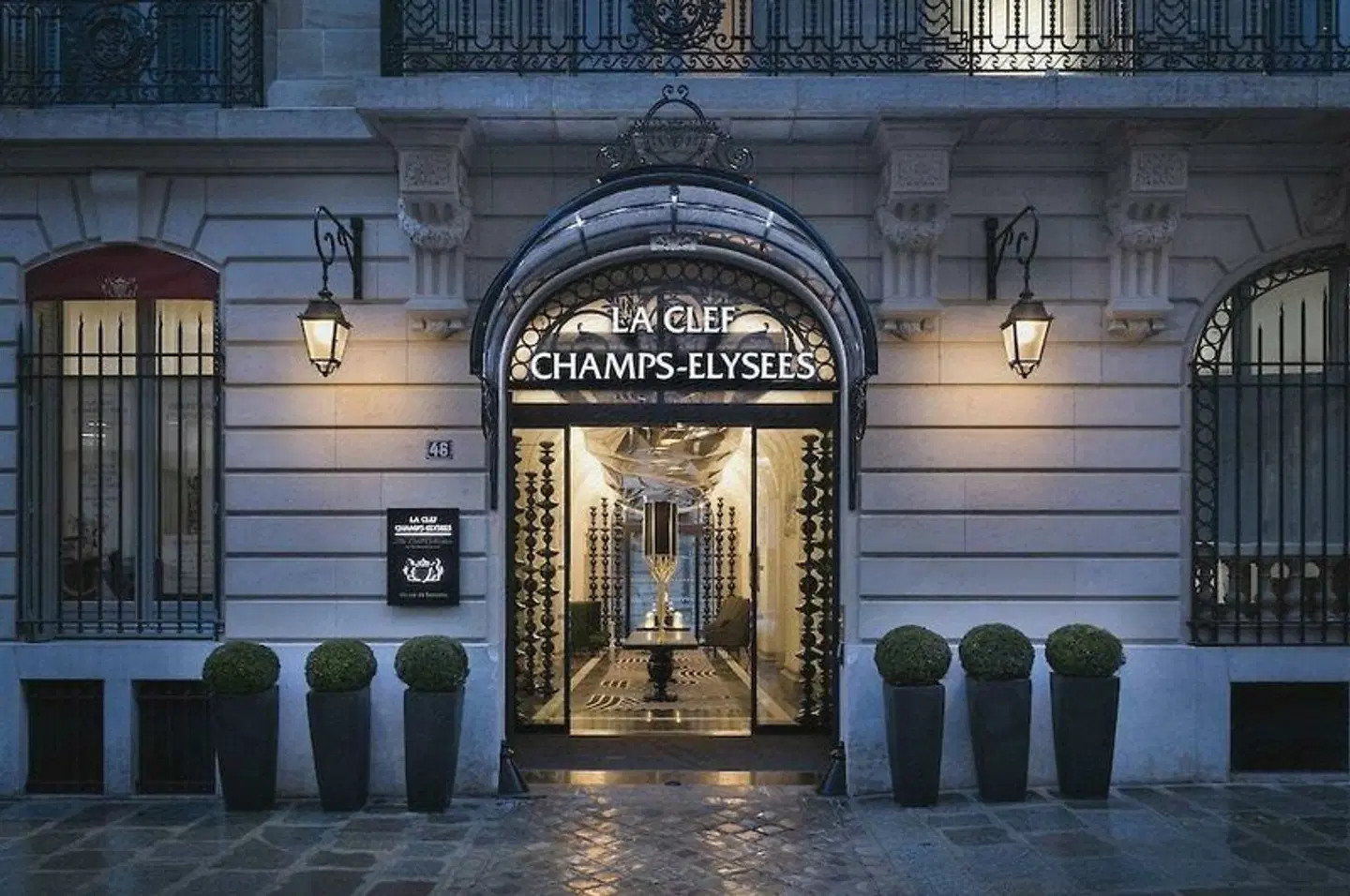 La Clef Champs-Élysées Paris EXTERIOR