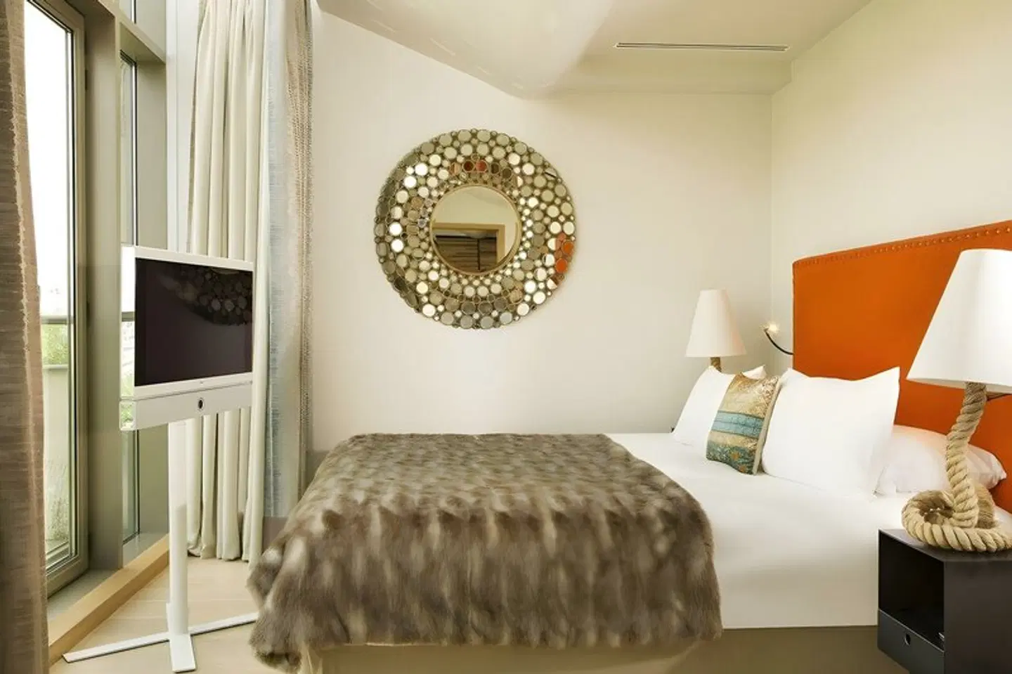 Generator Paris ROOM_EXAMPLE