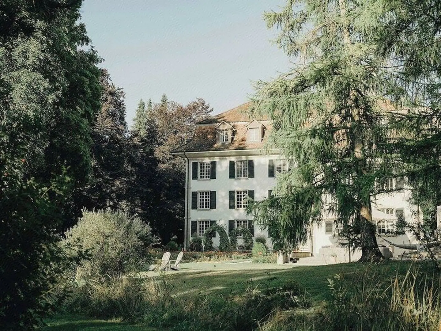 Schloß Hünigen EXTERIOR