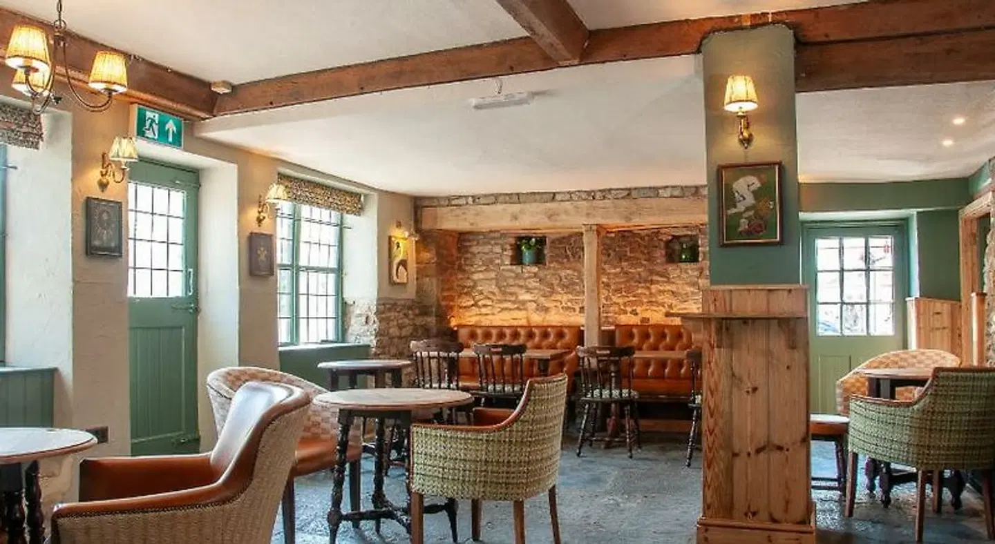 The George Inn Bar