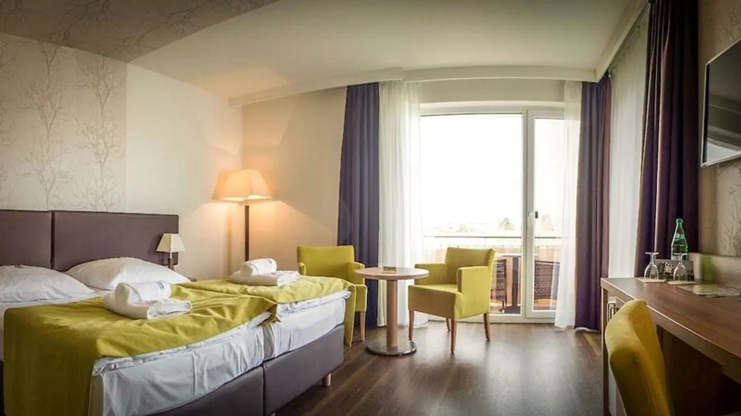Warnow ROOM_EXAMPLE