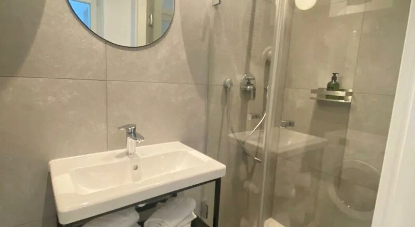 DMG Apartments Hotel Badezimmer