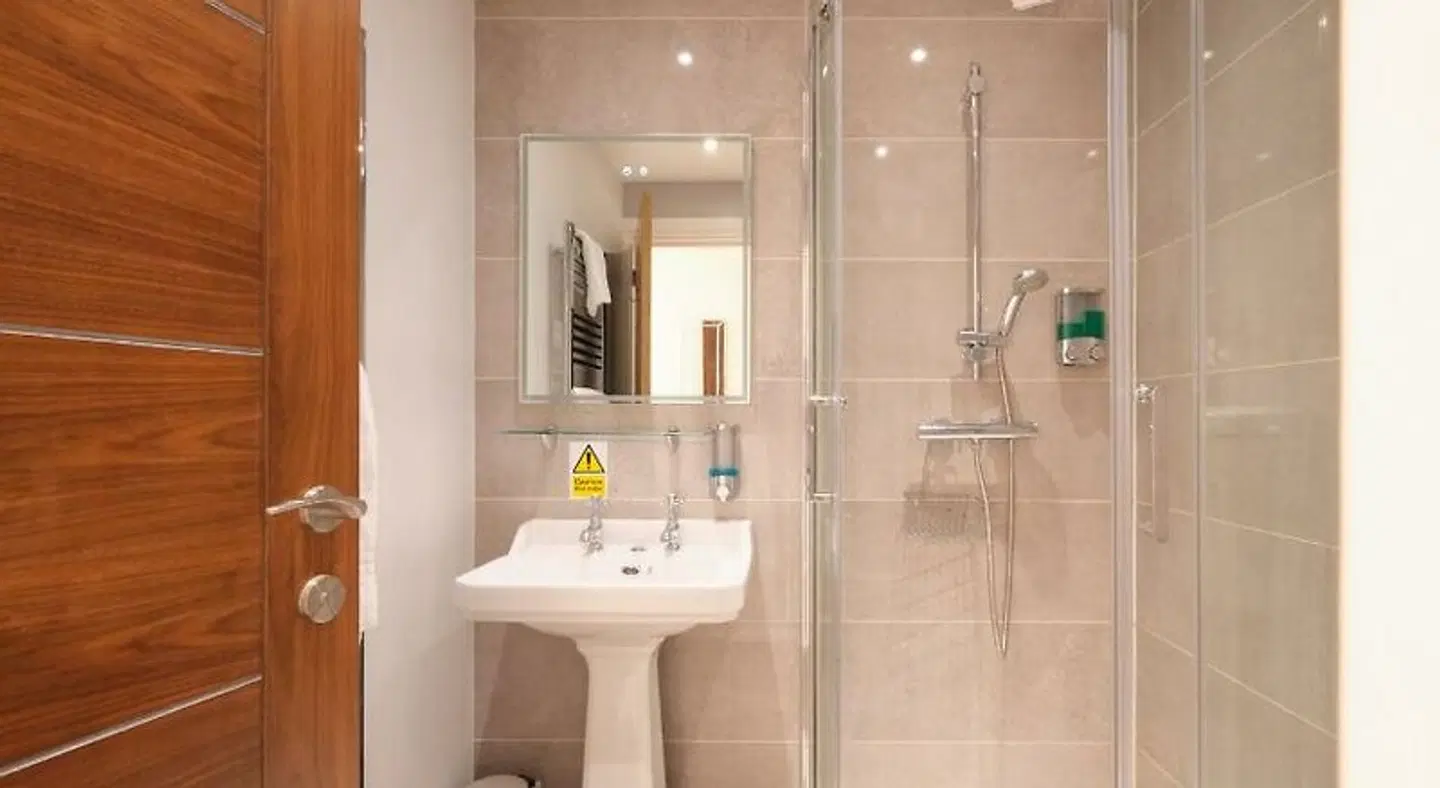 Kings Park Hotel Badezimmer