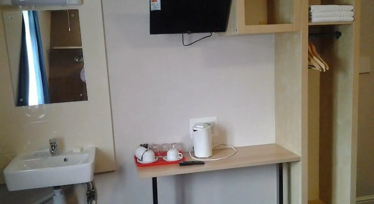 Macdonald ROOM_EXAMPLE