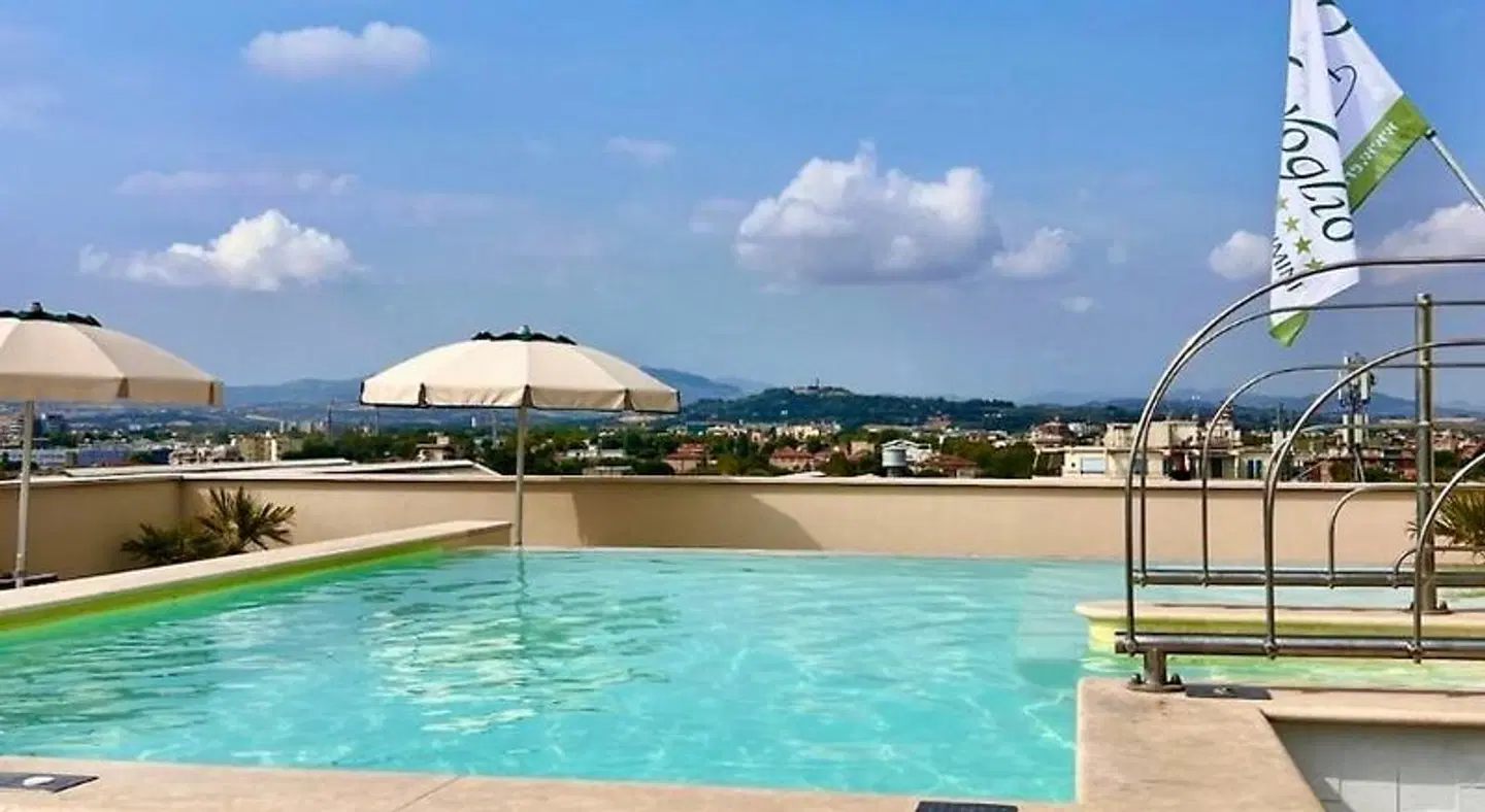 Erbavoglio Hotel OUTDOOR_POOL
