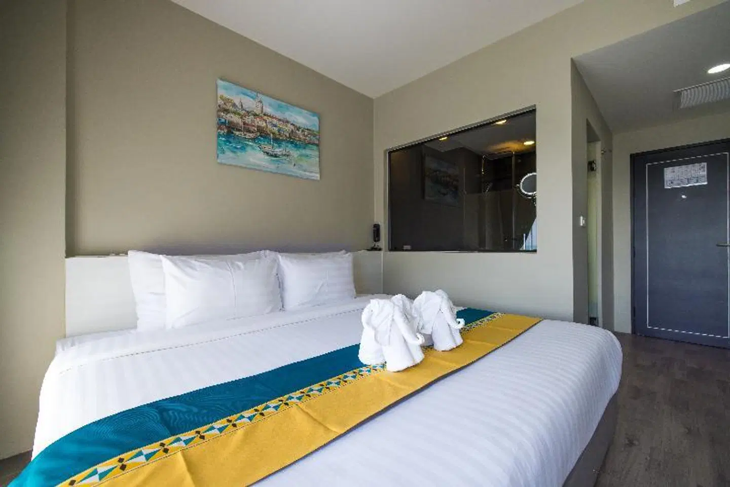 Triple L Hotel Phuket ROOM_EXAMPLE