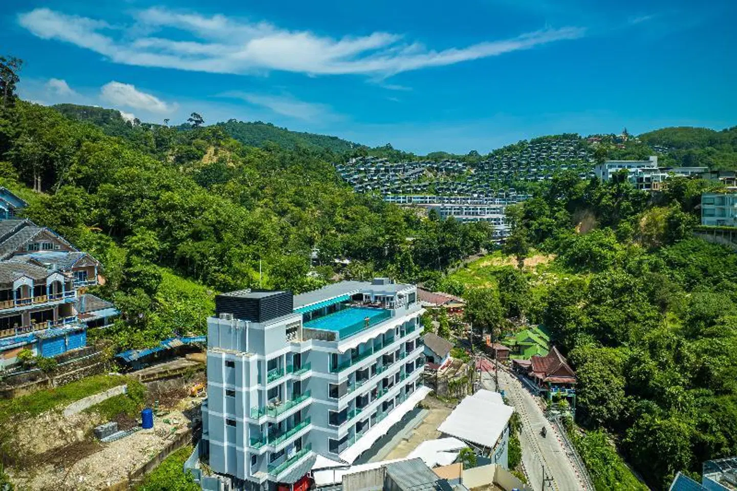 Triple L Hotel Phuket EXTERIOR