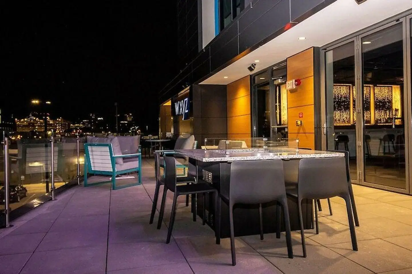 Aloft by Marriott St. Louis Cortex Terrasse