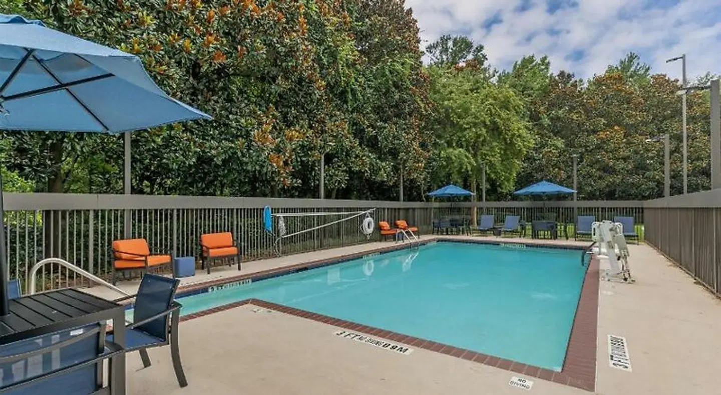 Hampton Inn & Suites Atlanta Airport West/Camp Creek Pkwy OUTDOOR_POOL