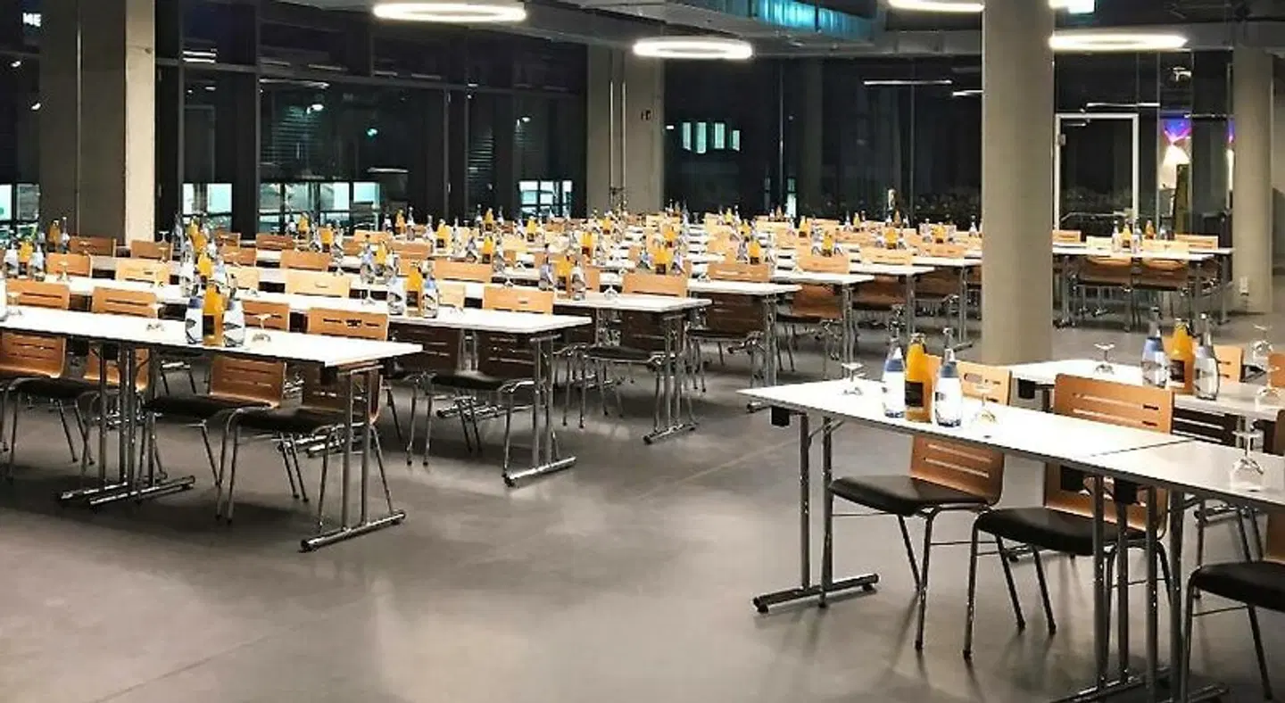 V8 Hotel Classic Motorworld Region Stuttgart Konferenz