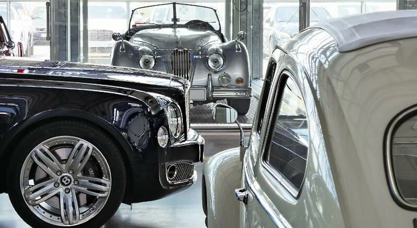 V8 Hotel Classic Motorworld Region Stuttgart SPORTS_AND_LEISURE