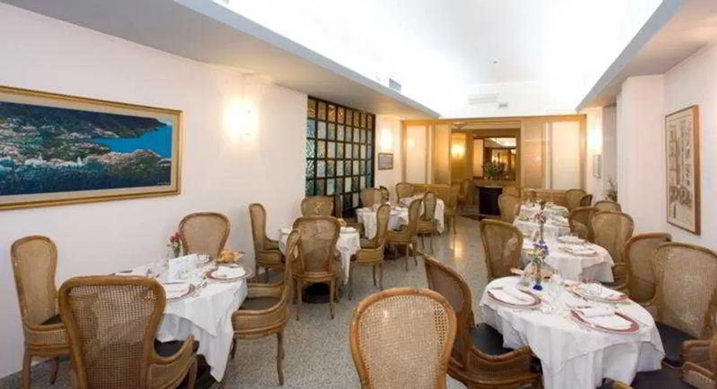 Hotel Caravel Restaurant