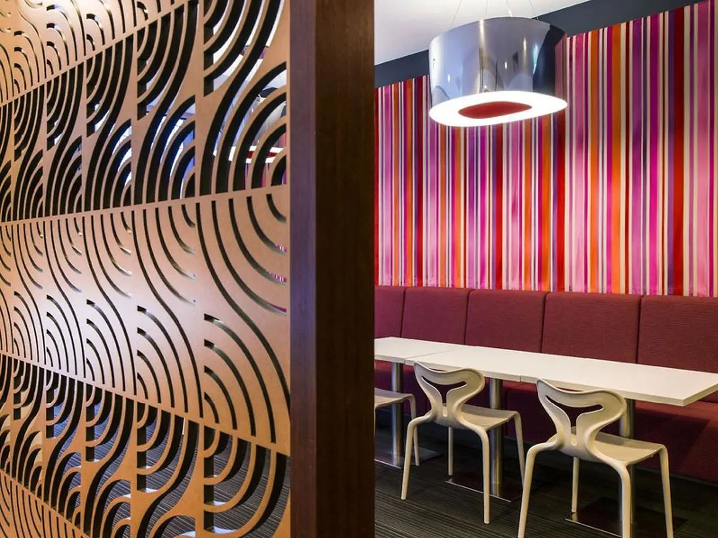 Travelodge Hotel Melbourne Docklands Bar