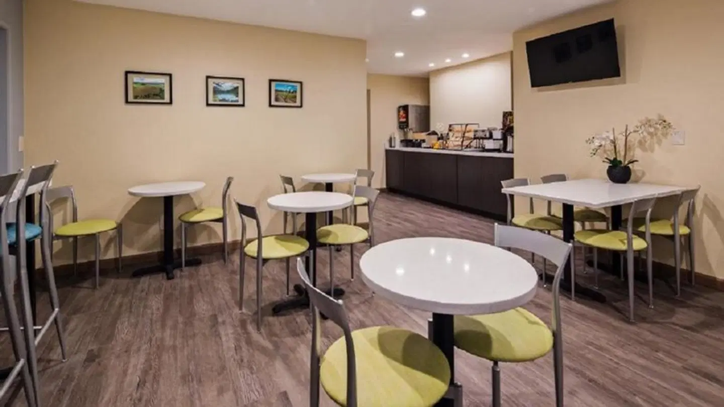 SureStay Hotel by Best Western Fairfield Napa Valley Badezimmer