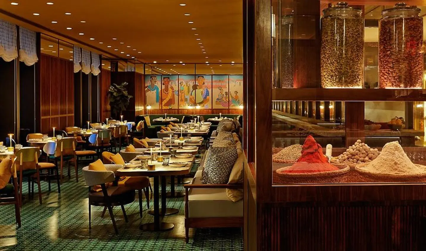 Rosewood Hong Kong Restaurant