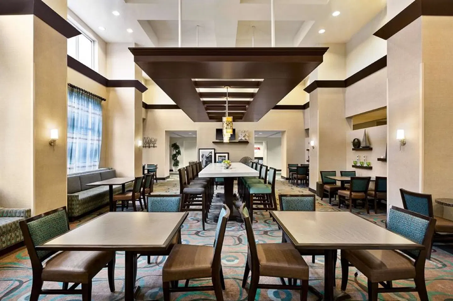 Hampton Inn & Suites Atlanta Airport West/Camp Creek Pkwy SPORTS_AND_LEISURE