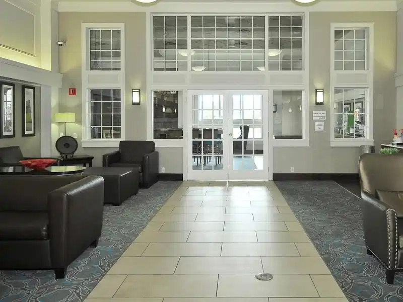 Hampton Inn & Suites by Hilton Calgary-Airport – Hotelfoto