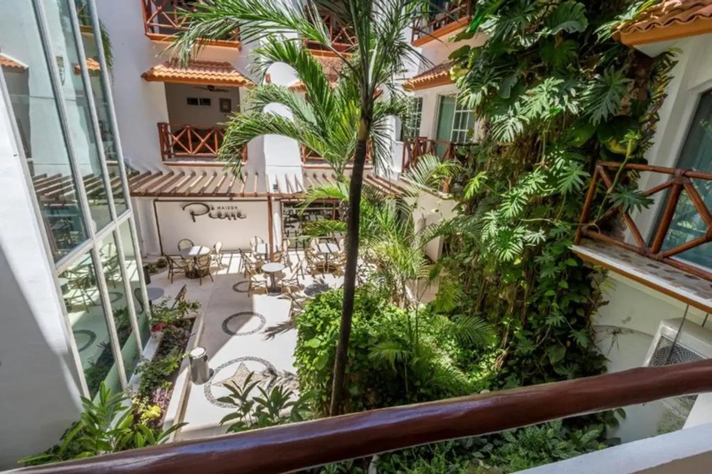 Illusion Hotel Boutique by BFH Terrasse
