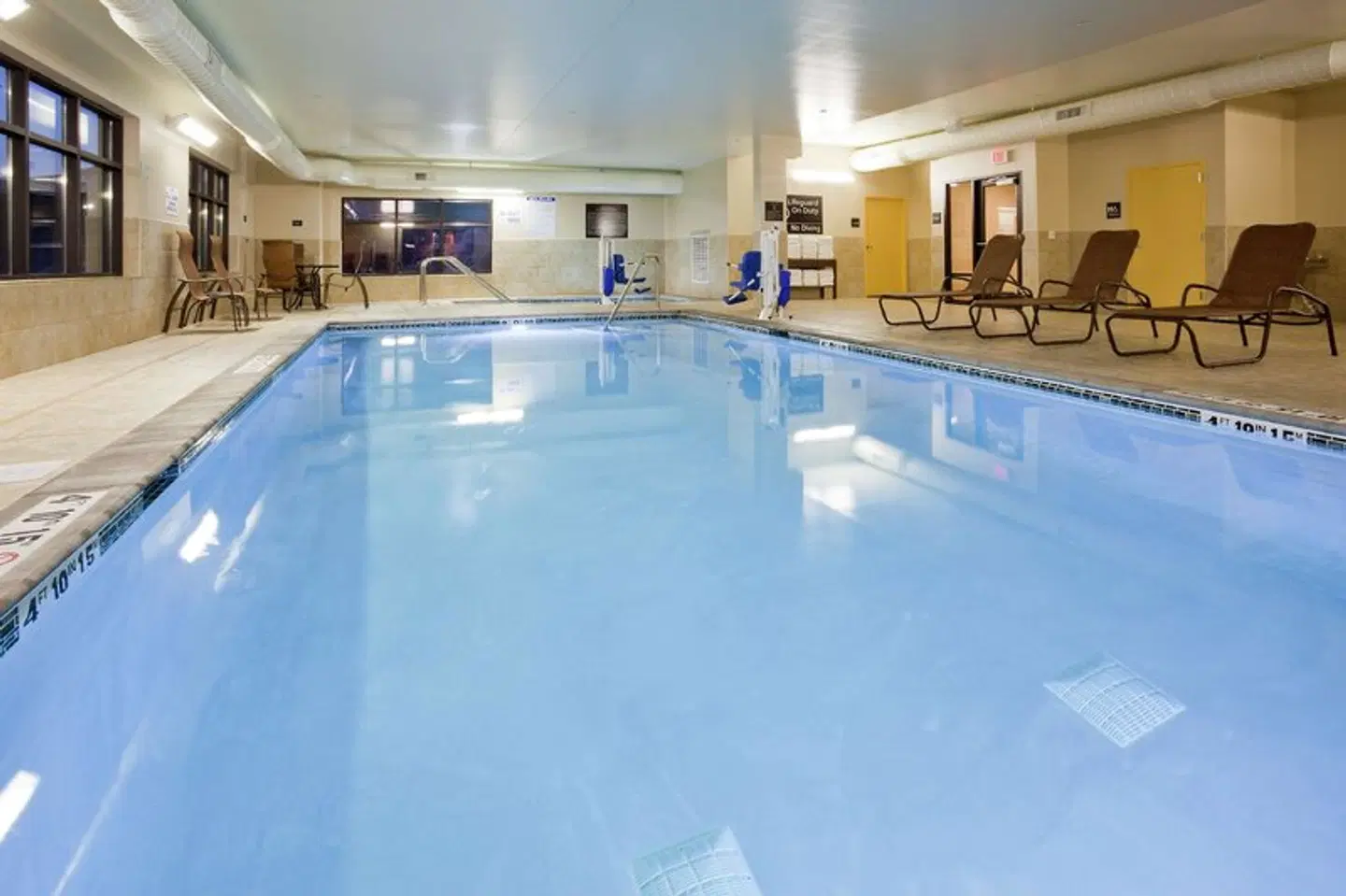 Hampton Inn & Suites Minneapolis West/ Minnetonka Hallenbad