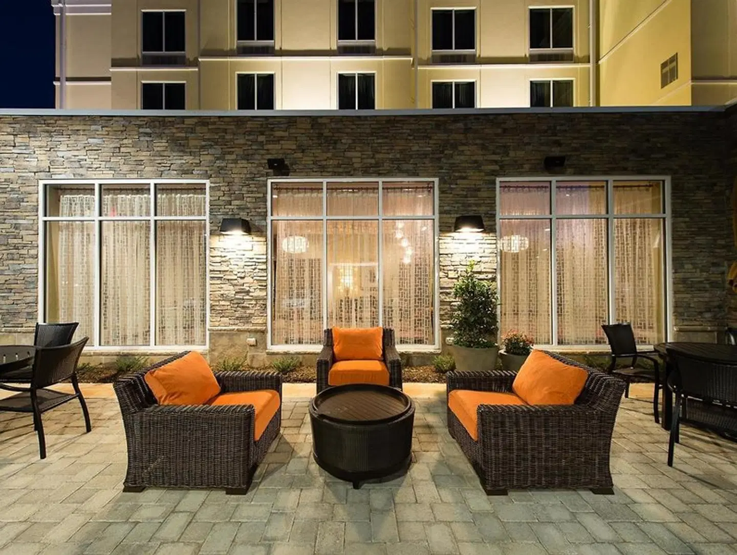 Hilton Garden Inn Charlotte Airport LOUNGE_LOBBY