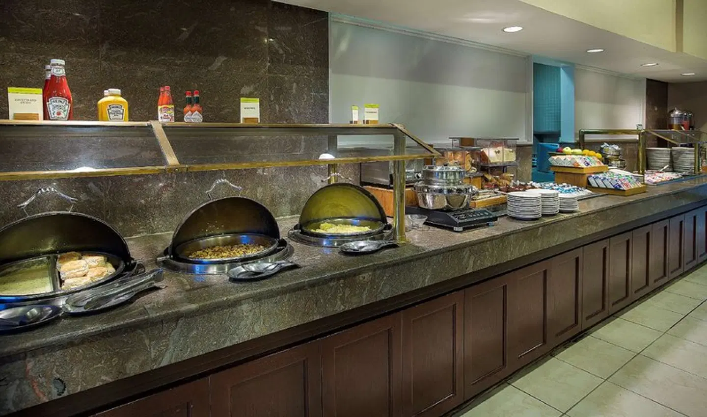 DoubleTree by Hilton Charlotte Airport Restaurant