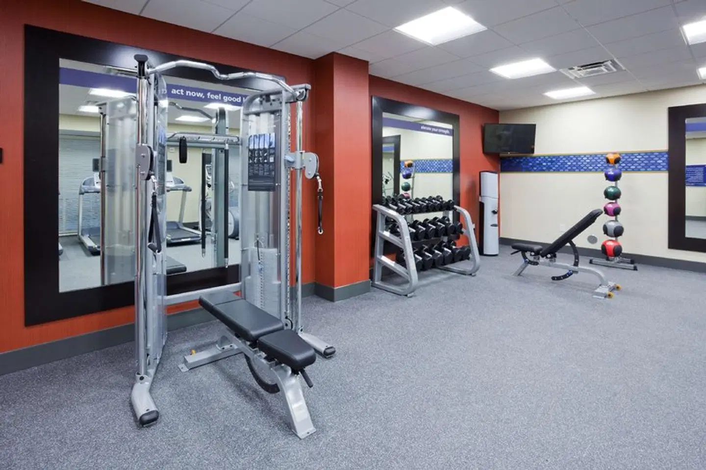 Hampton Inn Minneapolis Bloomington West SPORTS_AND_LEISURE