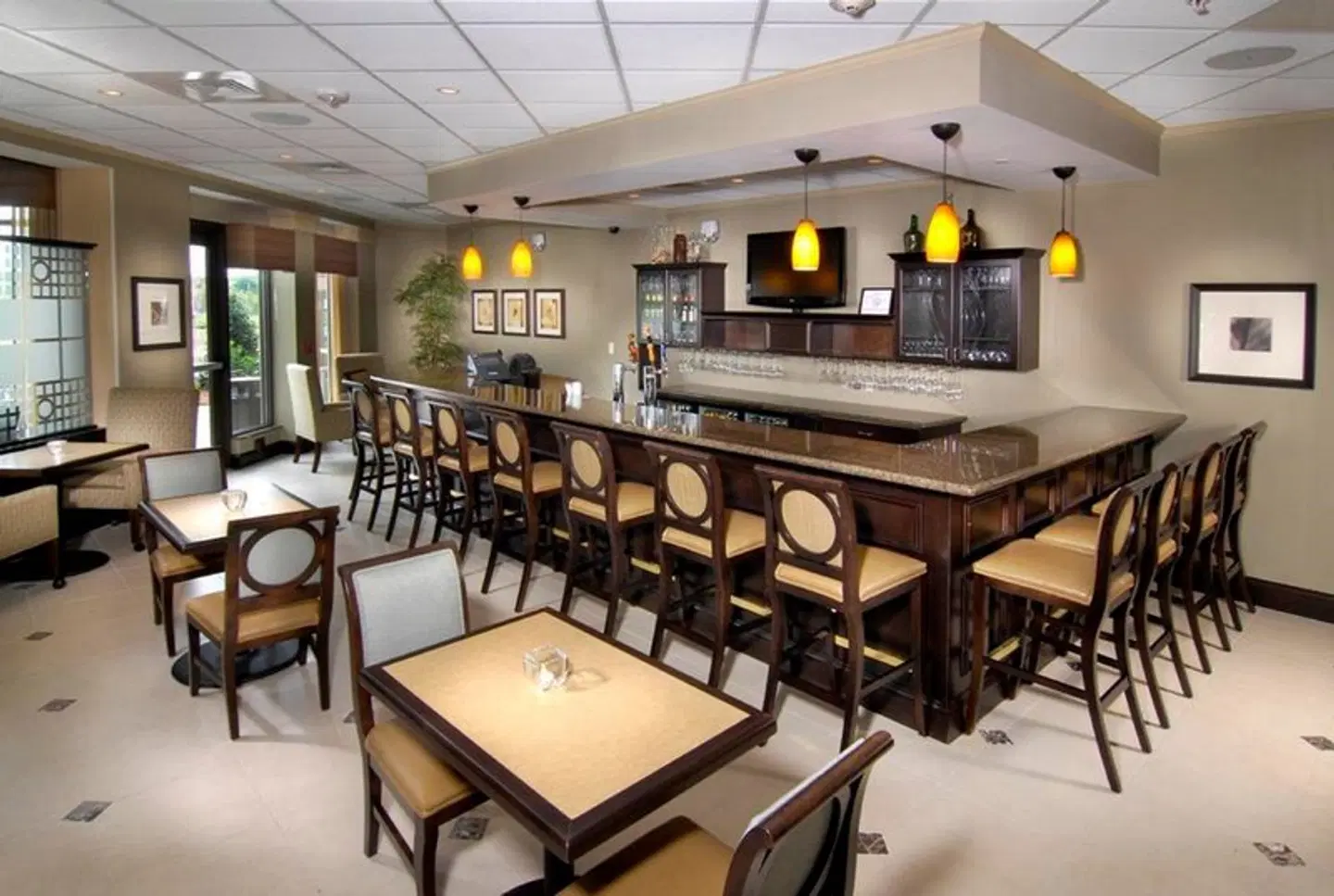 Hilton Garden Inn Charlotte/Ayrsley Bar