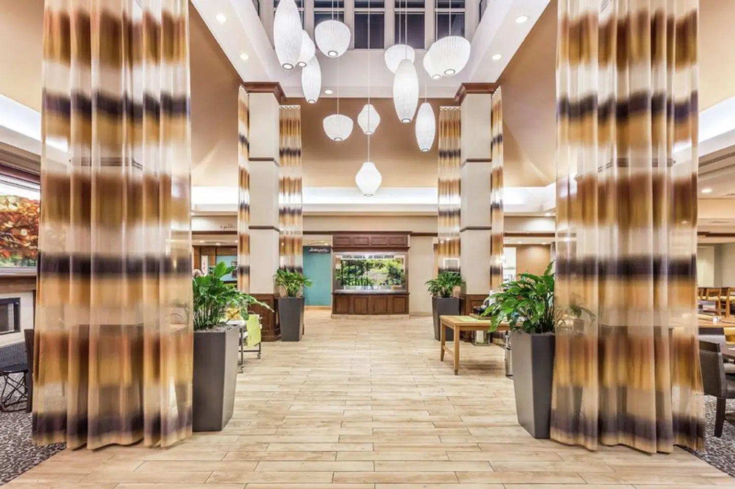 Hilton Garden Inn Gainesville LOUNGE_LOBBY