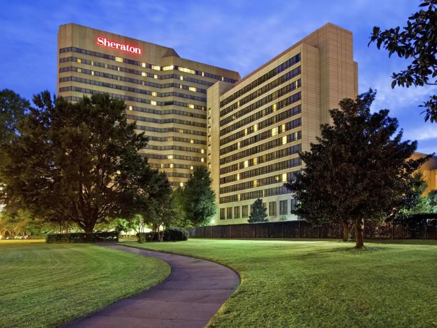 Sheraton Memphis Downtown Hotel Aussenansicht