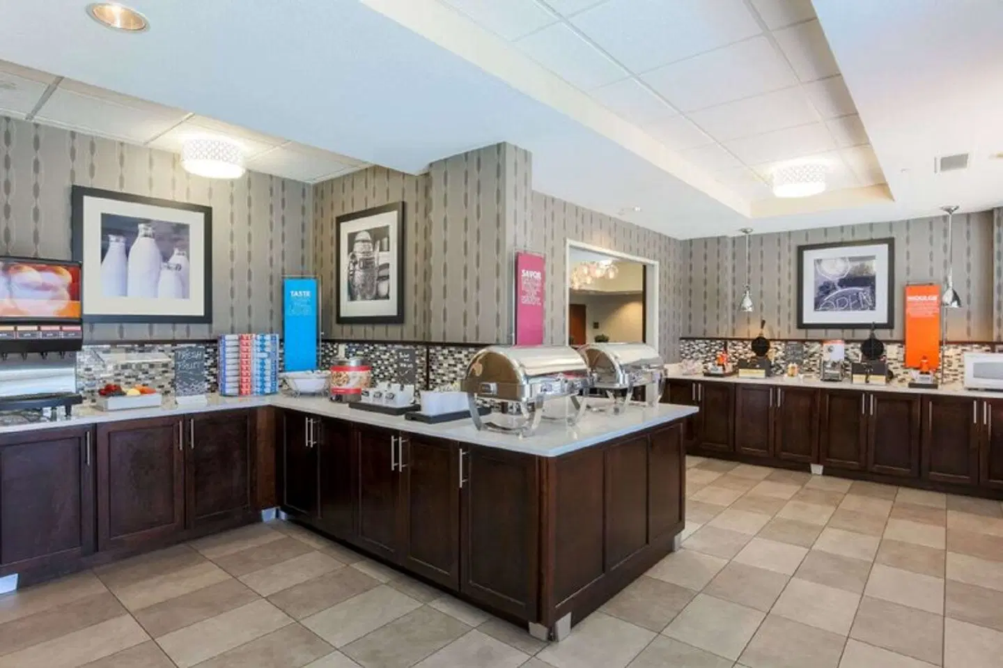 Hampton Inn Memphis-Southwind Restaurant