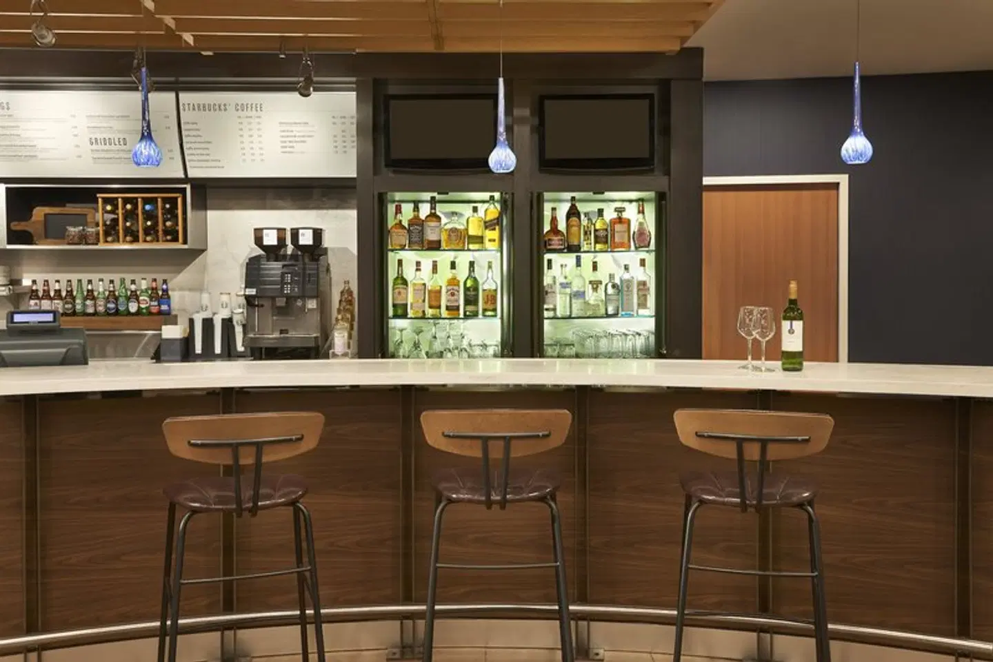 Courtyard by Marriott Toronto Mississauga/Meadowvale Bar