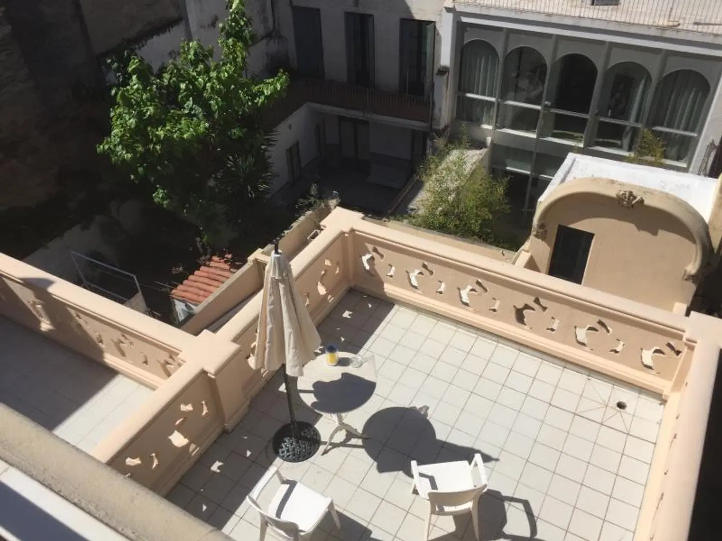 Hotel Noucentista EXTERIOR