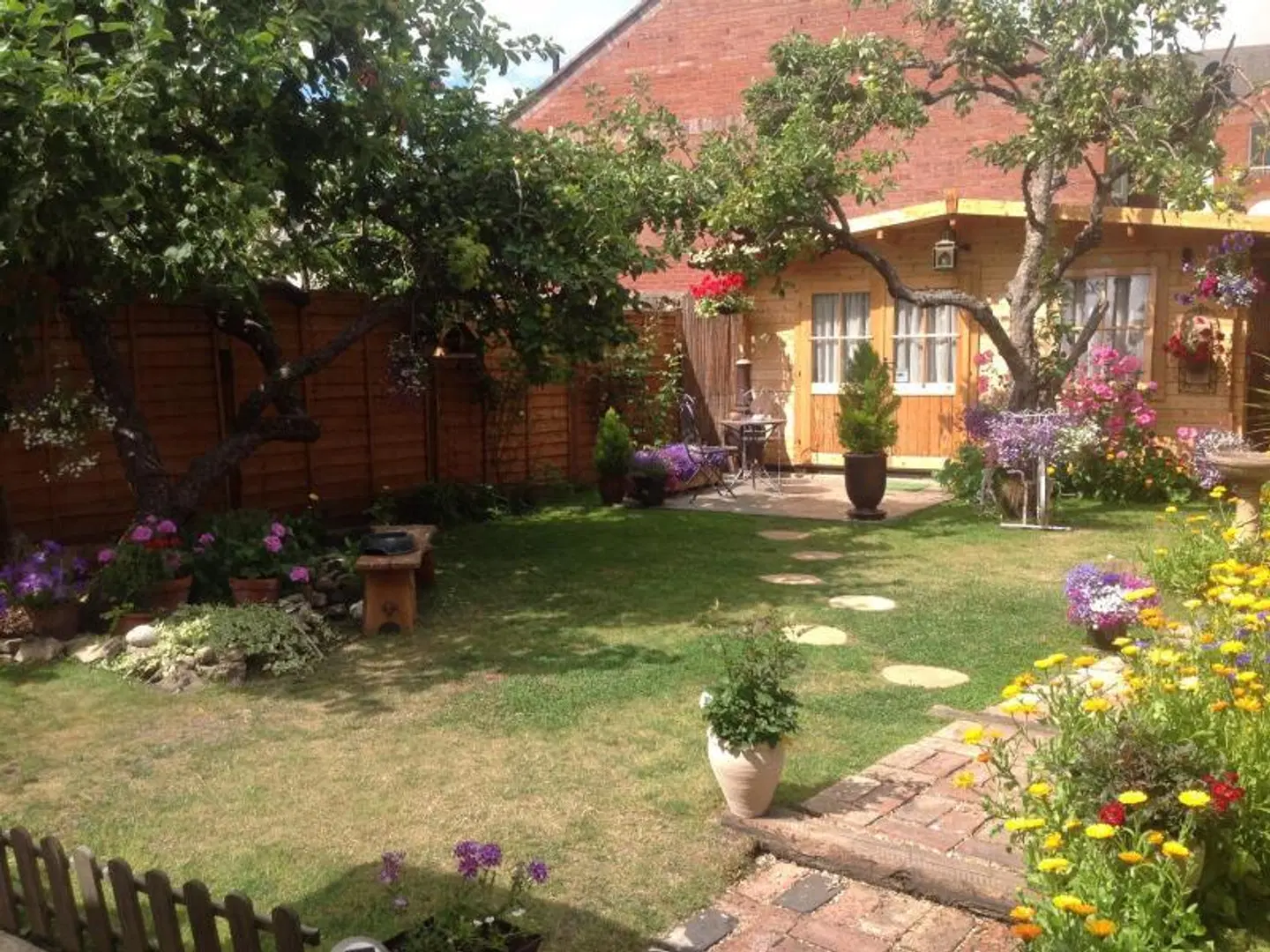 Alice Guest house Garten