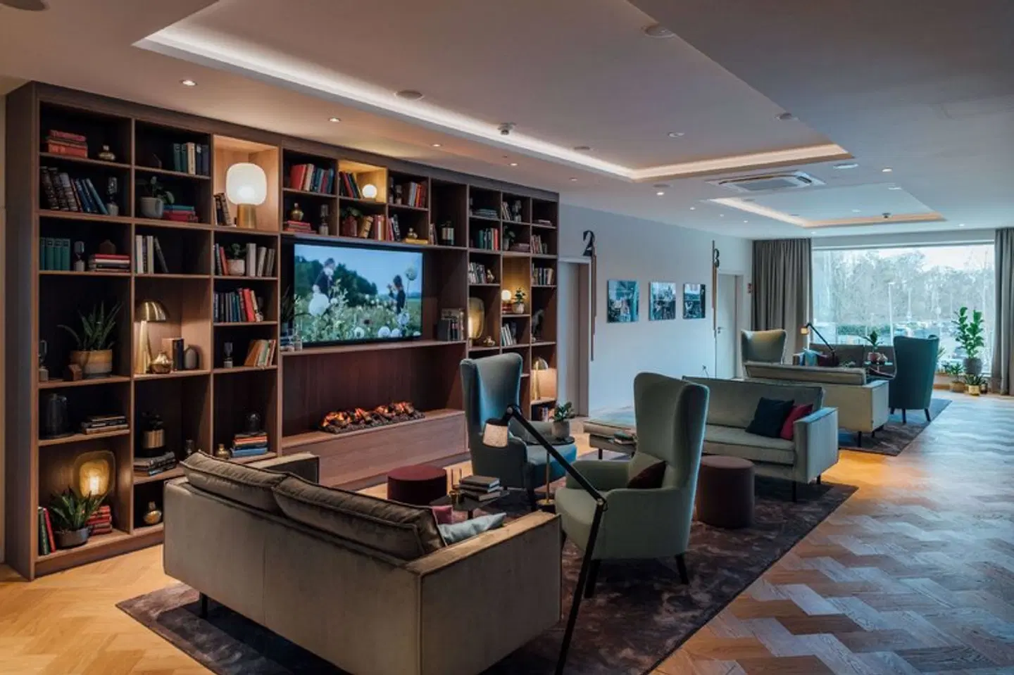 Vienna House MQ Kronberg im Taunus LOUNGE_LOBBY