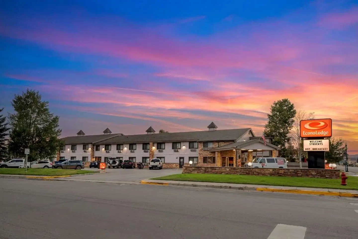 Econo Lodge EXTERIOR