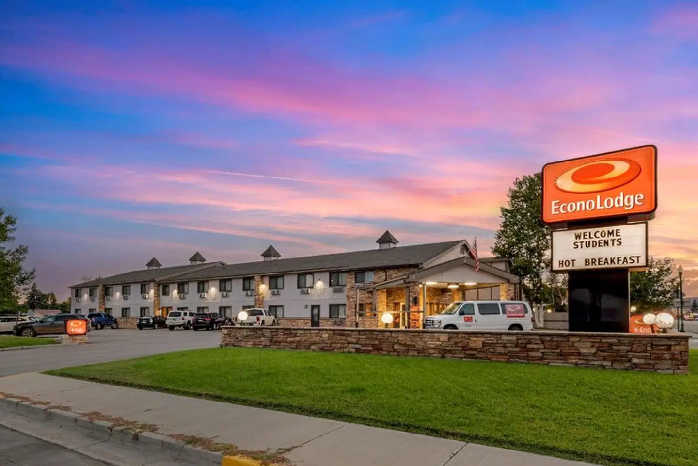 Econo Lodge EXTERIOR