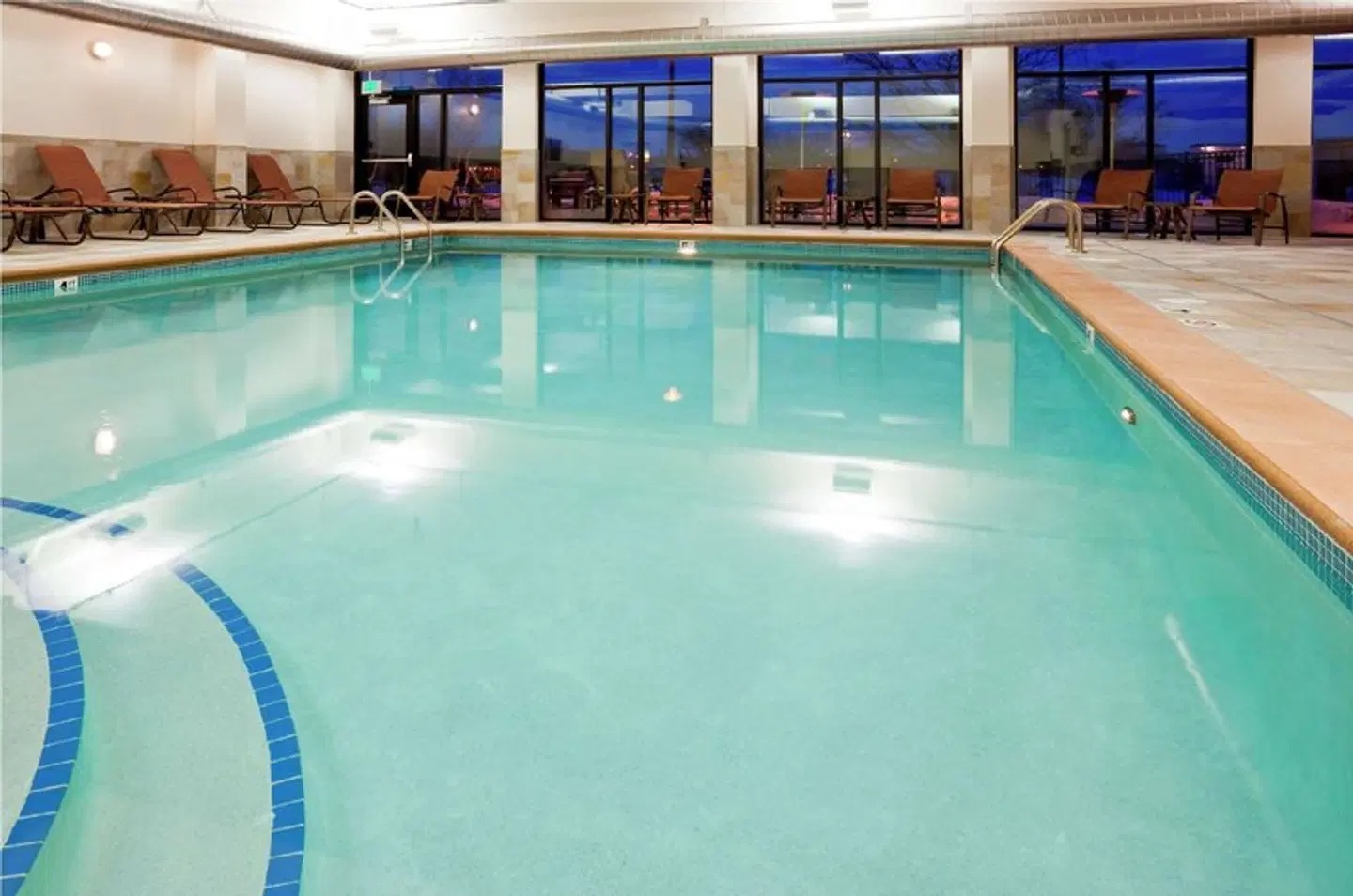 Homewood Suites by Hilton Minneapolis - Saint Louis Park at West End Hallenbad