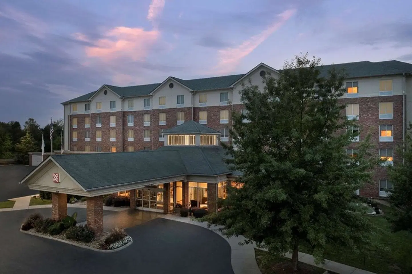 Hilton Garden Inn Charlotte/Mooresville EXTERIOR