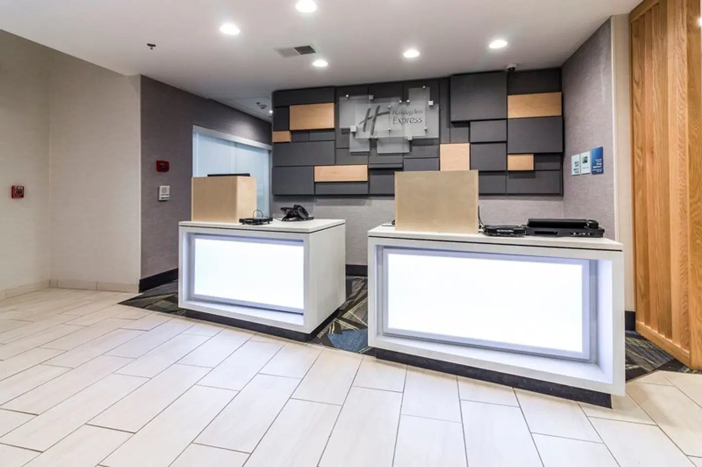 Holiday Inn Express Villa Rica by IHG LOUNGE_LOBBY