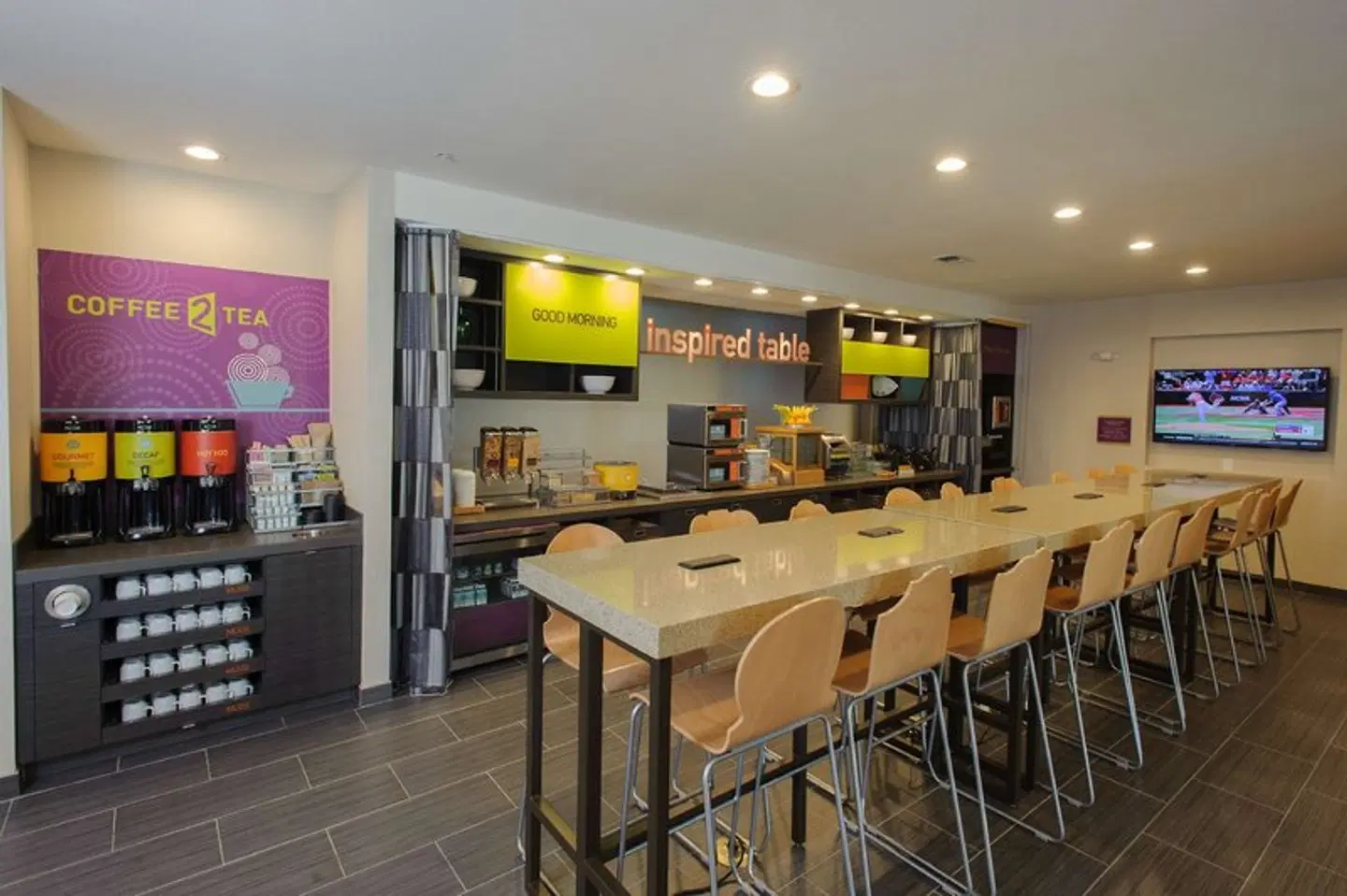 Home2 Suites by Hilton Portland Bar