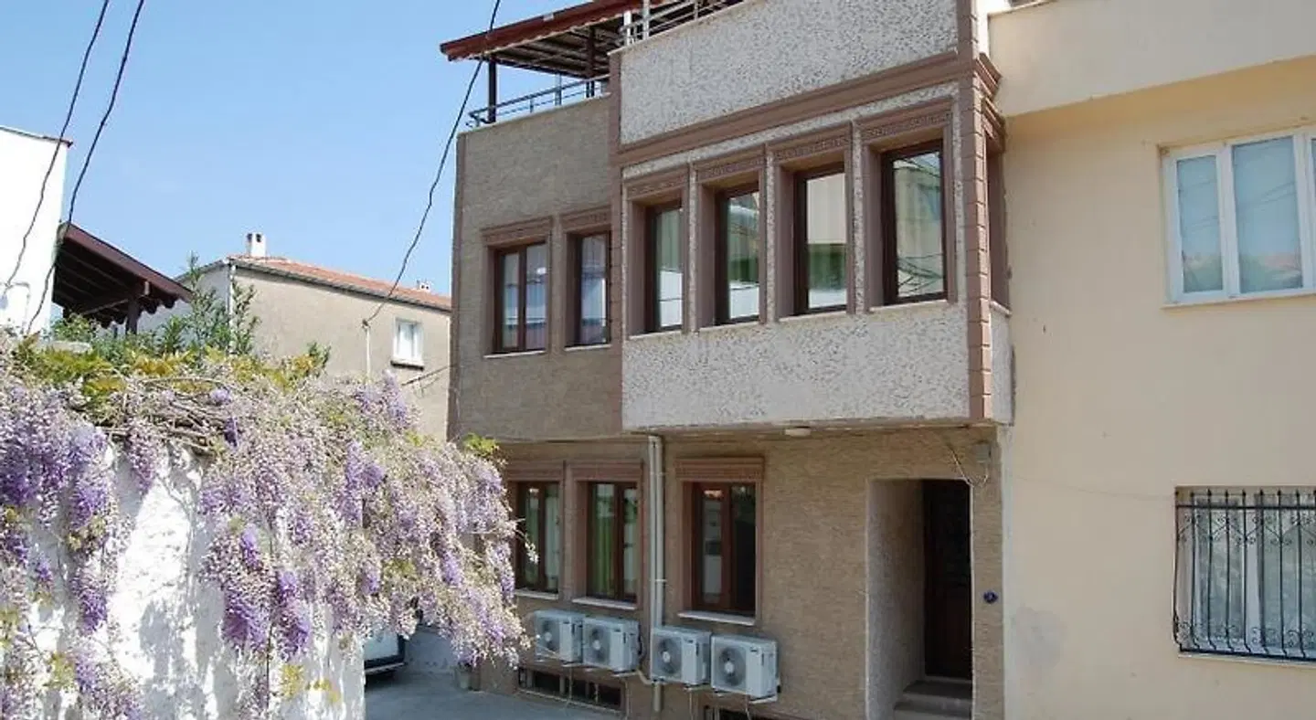 Selena Hotel EXTERIOR