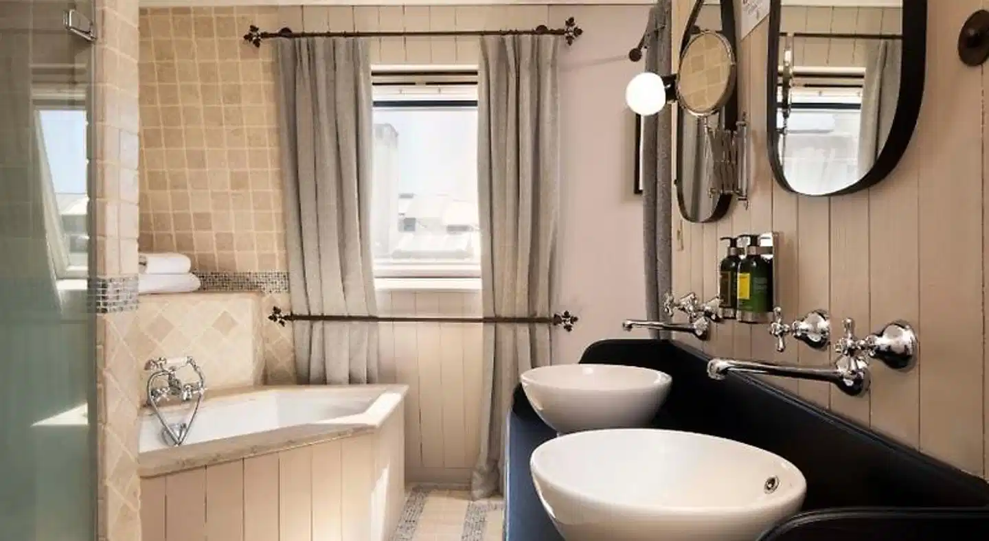 Elysées Régencia Badezimmer