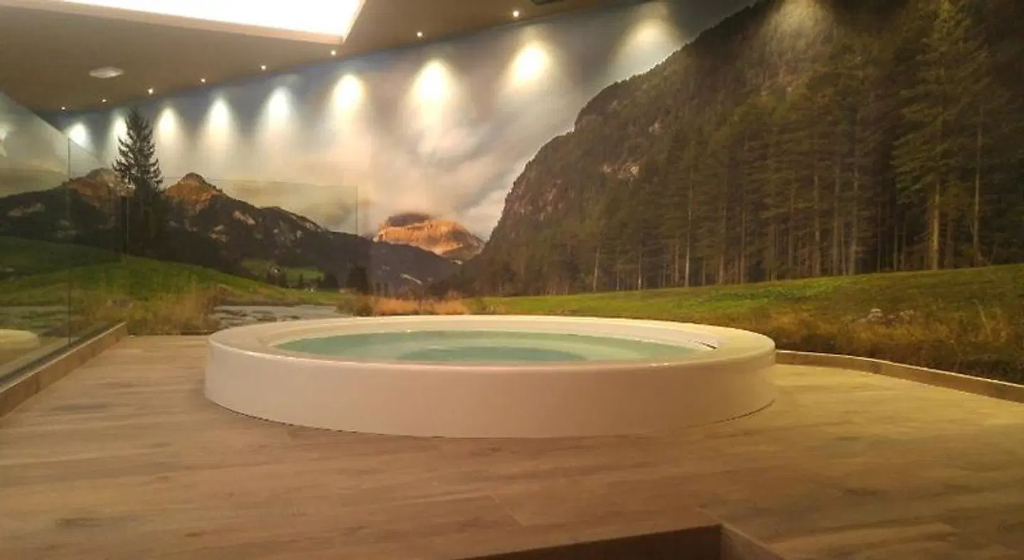Flora Alpina SPORTS_AND_LEISURE