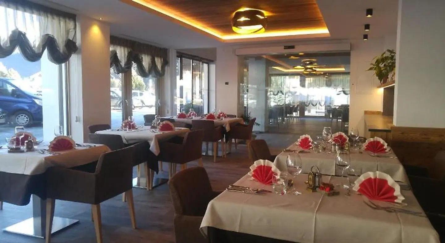 Flora Alpina Restaurant
